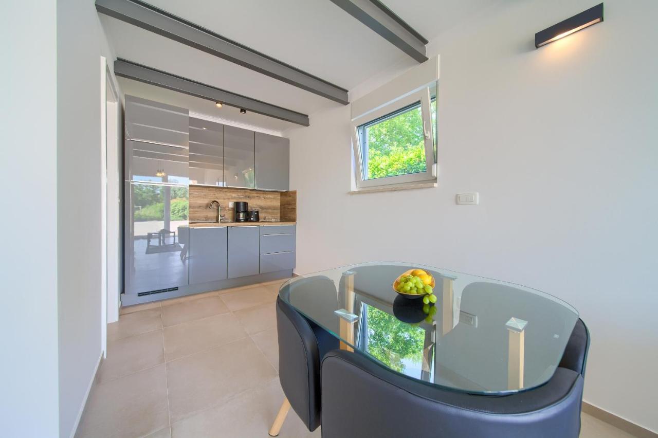 Villa Gardena Vrh  エクステリア 写真