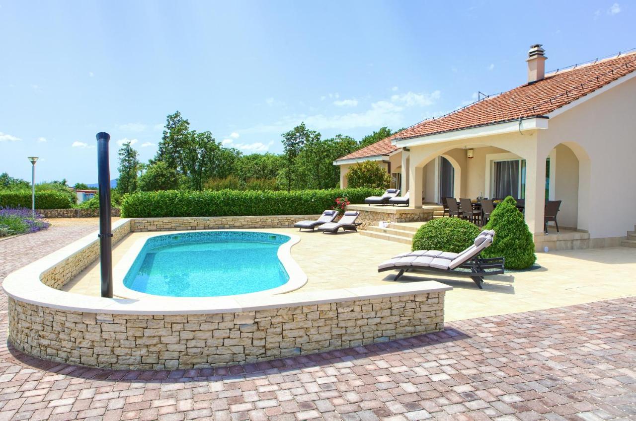 Villa Gardena Vrh  エクステリア 写真