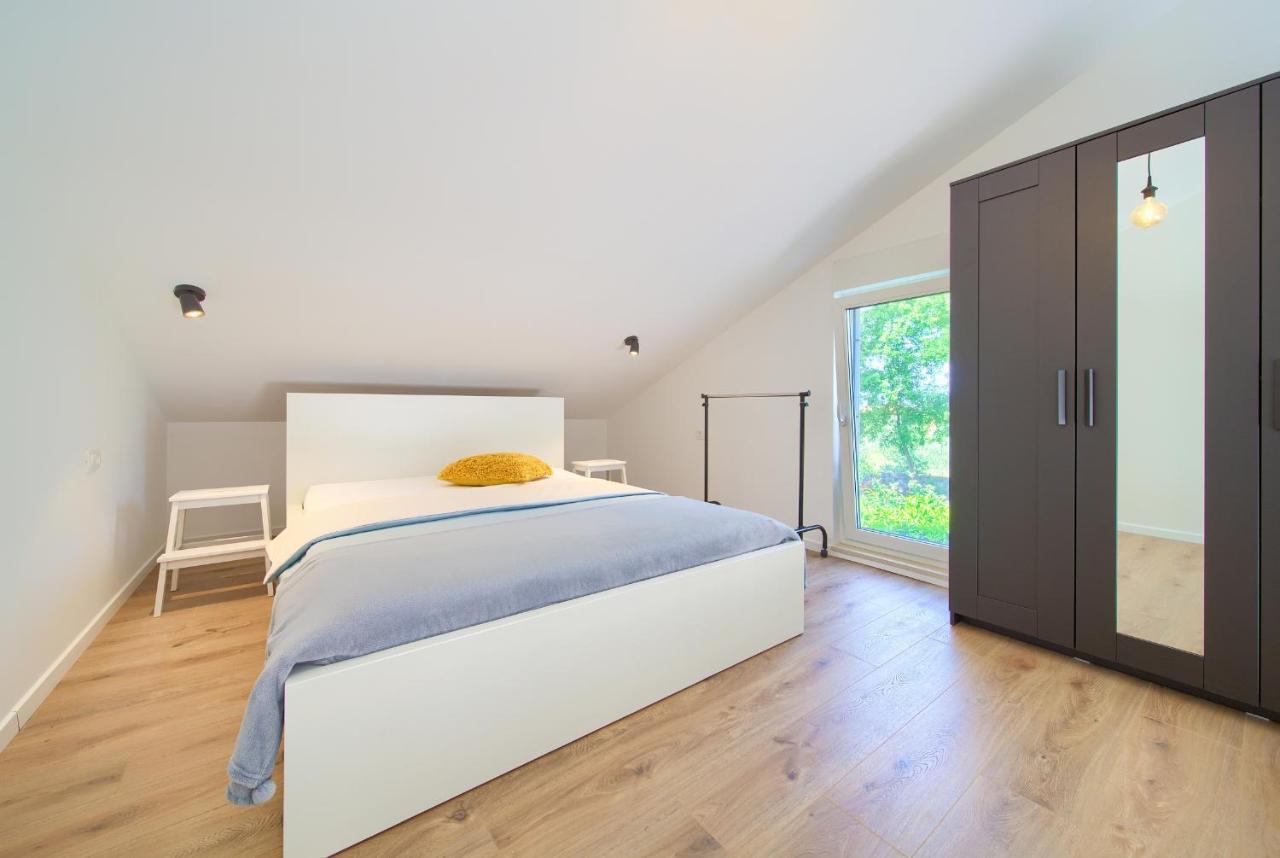 Villa Gardena Vrh  エクステリア 写真