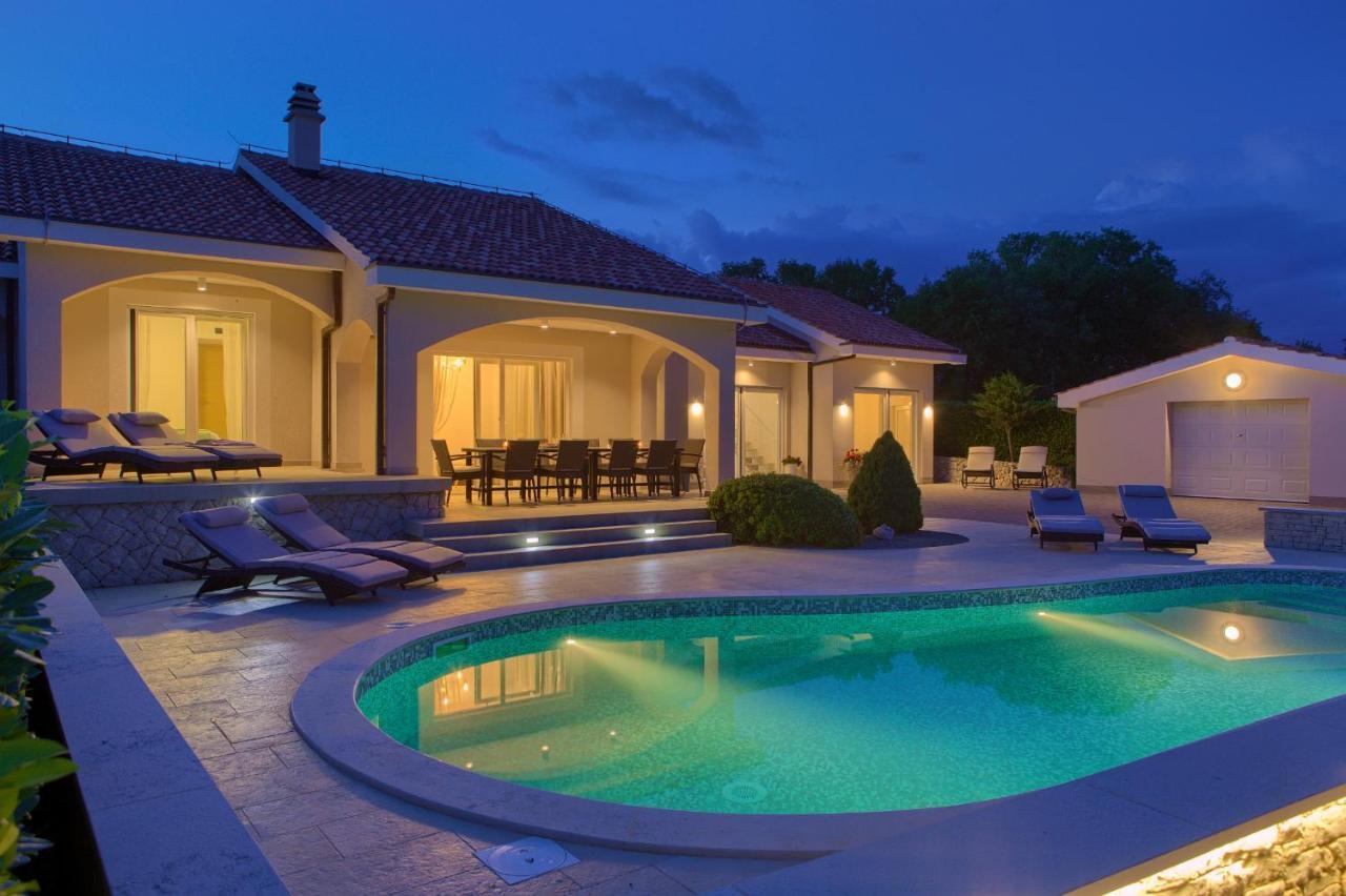 Villa Gardena Vrh  エクステリア 写真